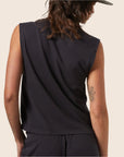 A black muscle tee tank top.