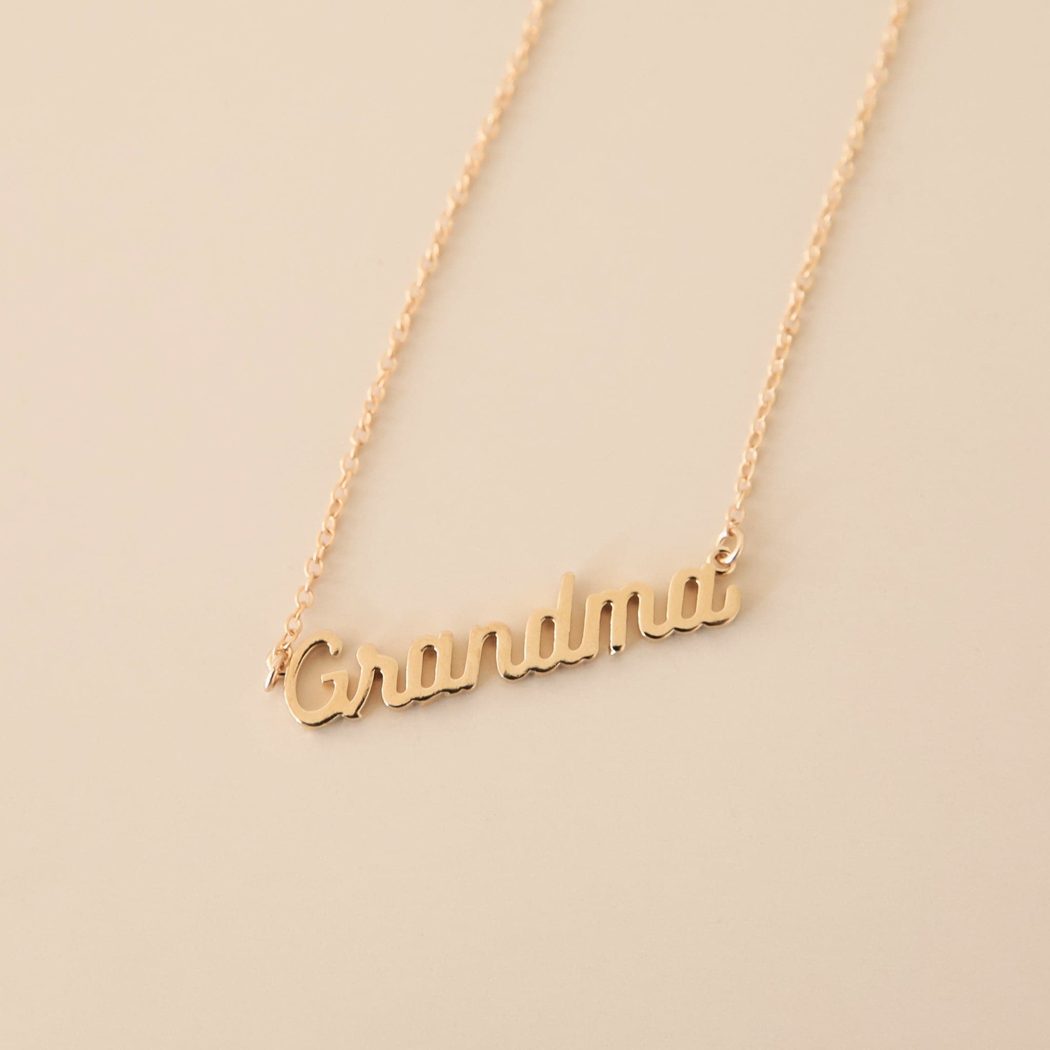 Grandma Necklace – Pigment