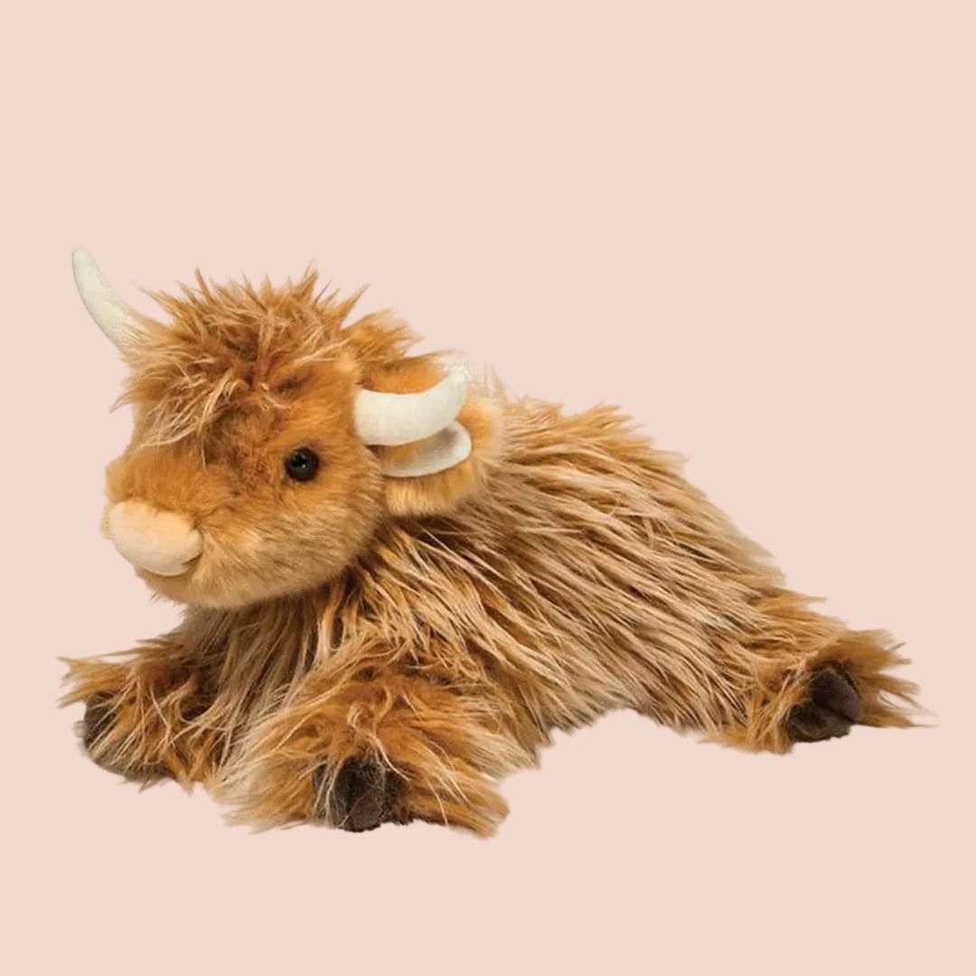 Wallace Highland Cow – Pigment - Main Image