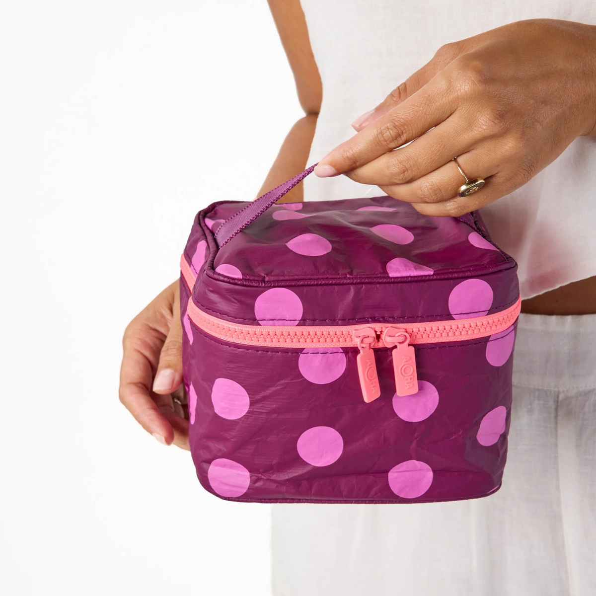 Cabin_Crew_Kit__Oui_Oui