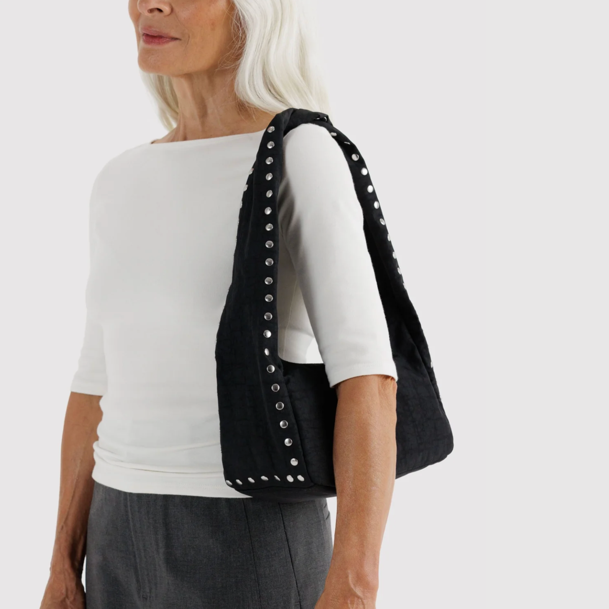 Small_Meringue_Bag__Studs