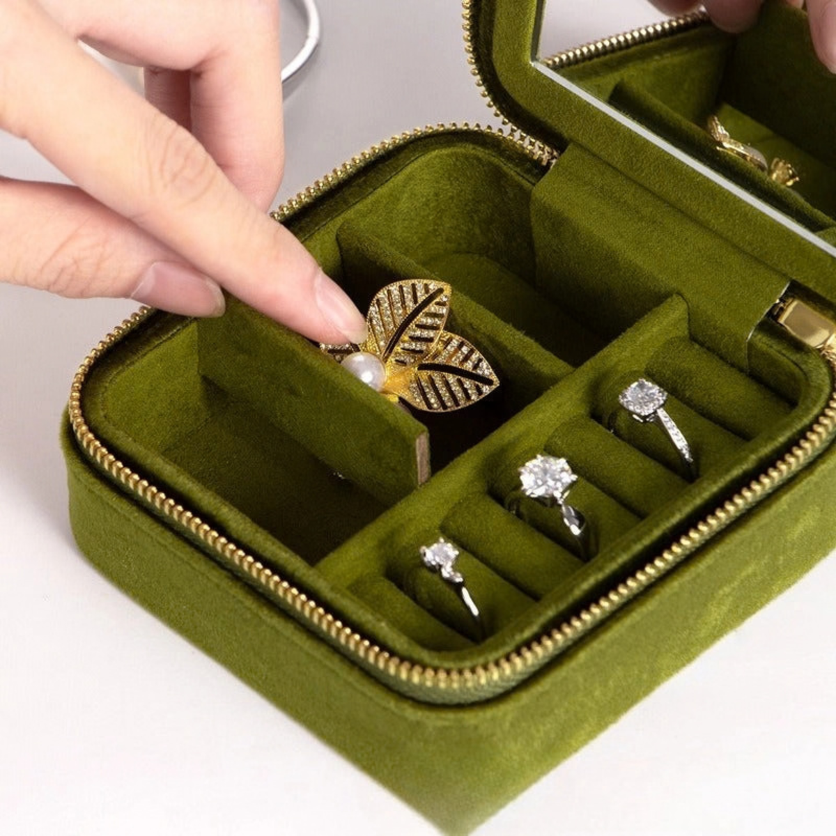 Square_Jewelry_Case__Avocado