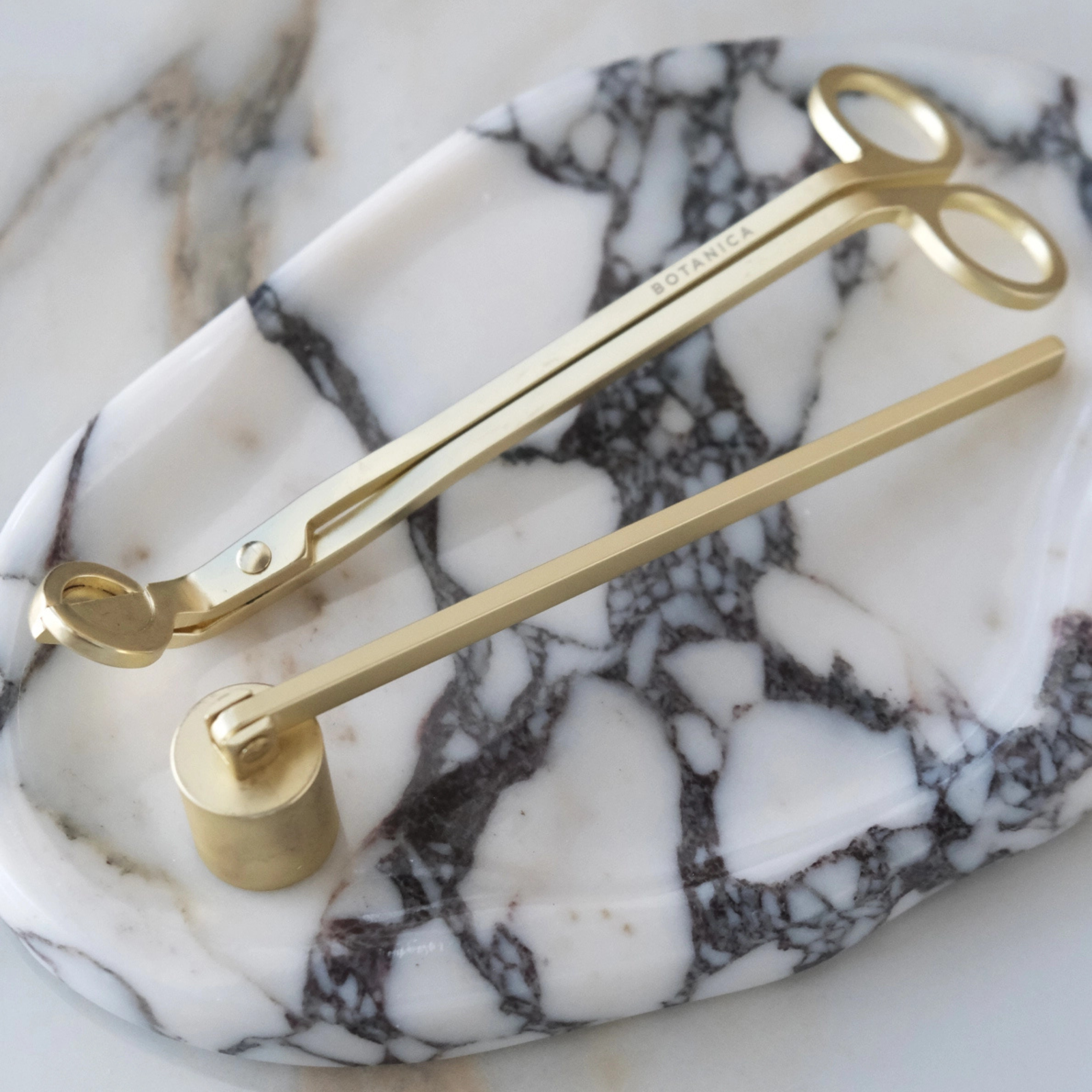 wick snips + snuffer