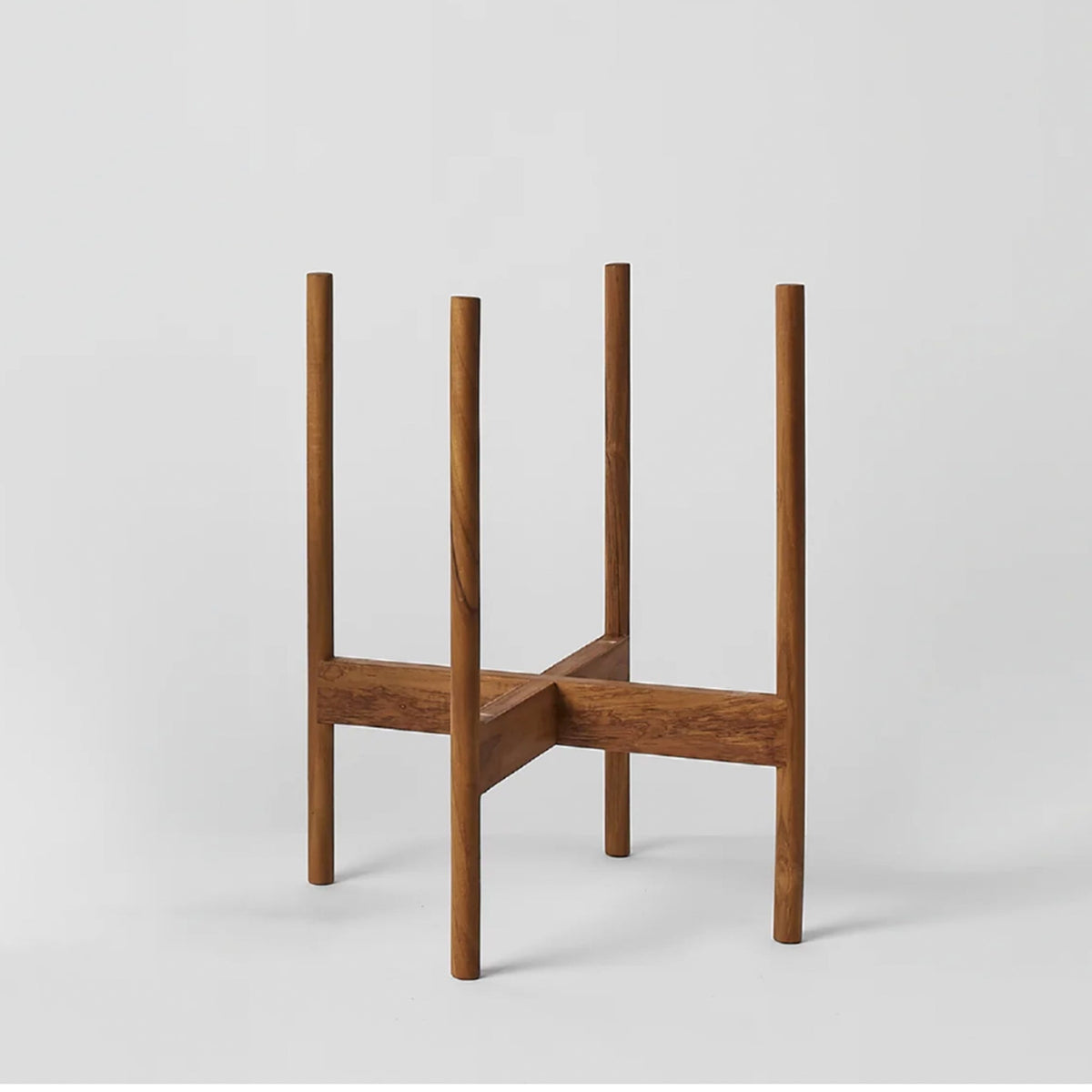 Stand For Rounded Objects Rounded Hardwood Stand – Pigment