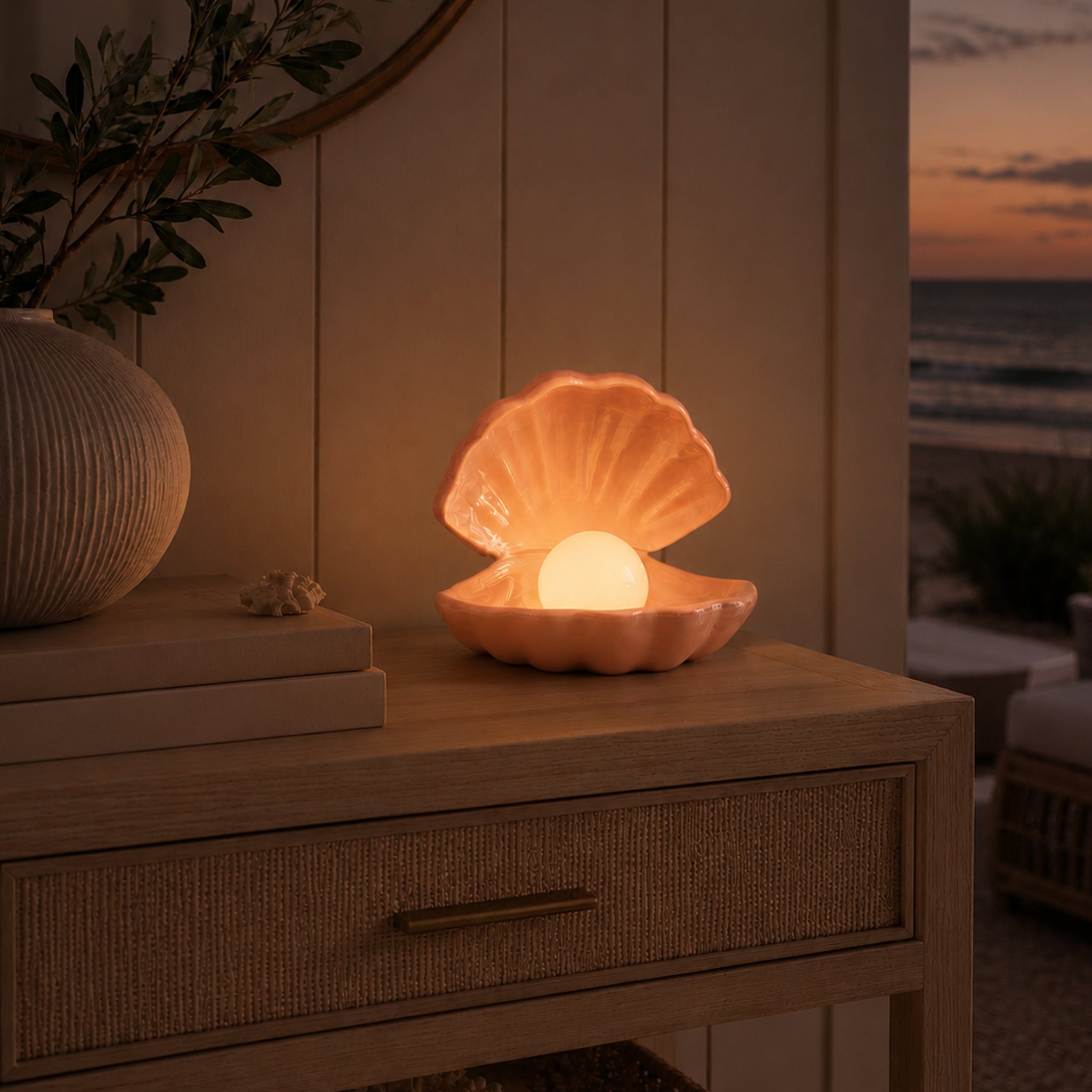 Pink shell shaped night light. 