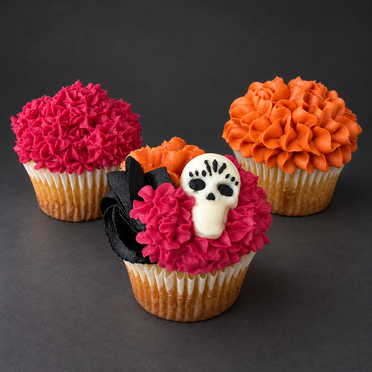 3 halloween themed cupcakes